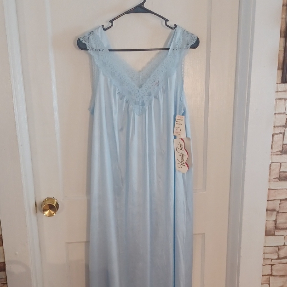 Light Blue Lace Trim Nightgown Size Medium